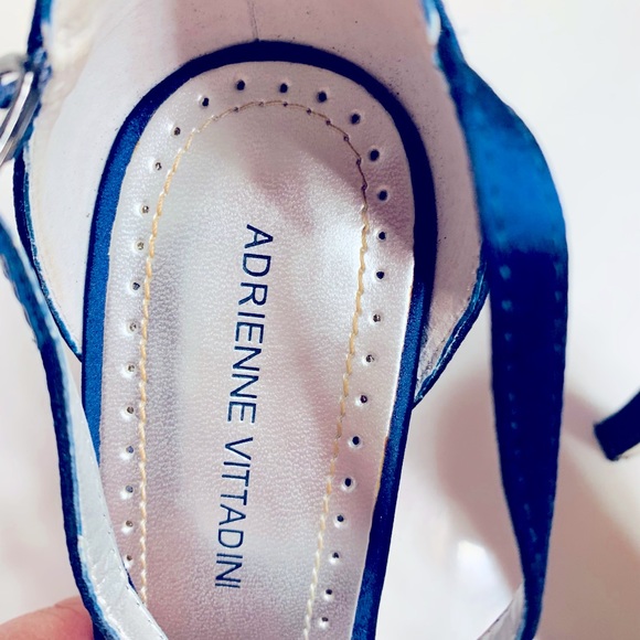 Women’s heels formal - Picture 3 of 5